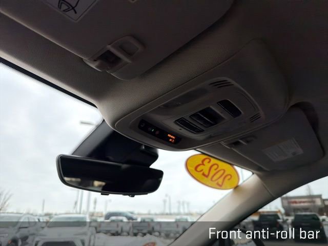 Used 2023 Buick Envision Avenir image 34