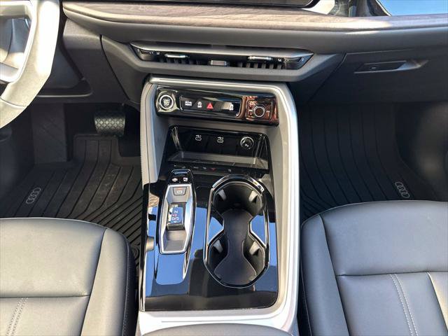 Certified 2025 Audi Q5 Premium AWD/4WD image 17