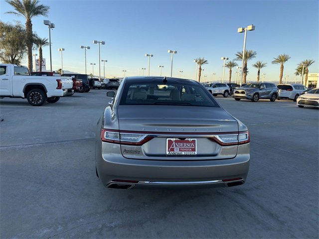 Used 2019 Lincoln Continental Reserve image 6