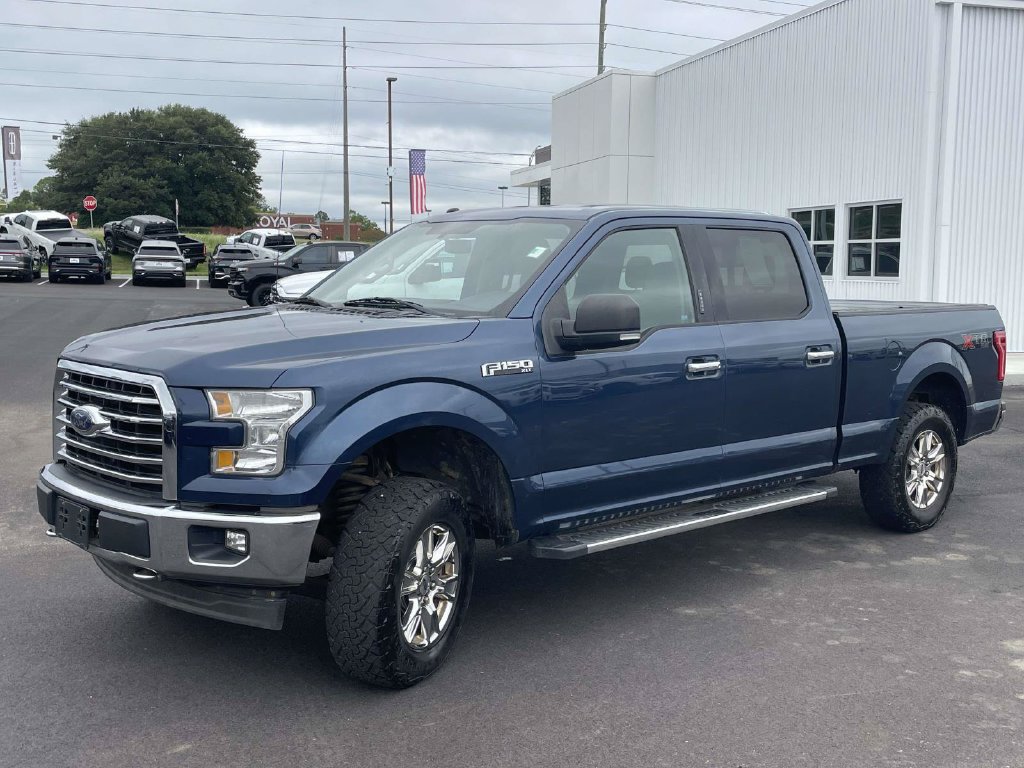 Used 2017 Ford F150 XLT w/ Equipment Group 302A Luxury AWD/4WD image 7