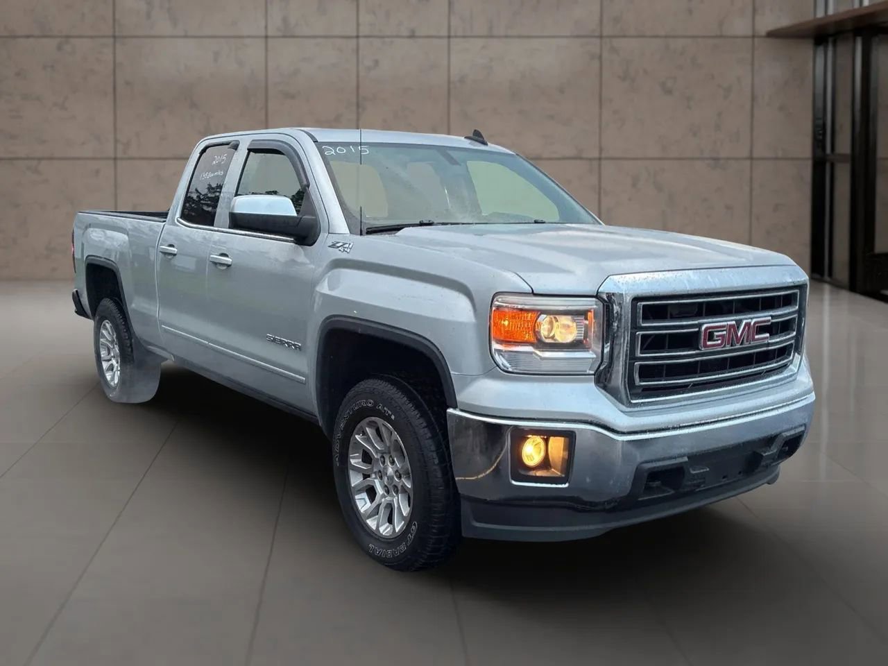 Used 2015 GMC Sierra 1500 SLE w/ SLE Value Package image 4