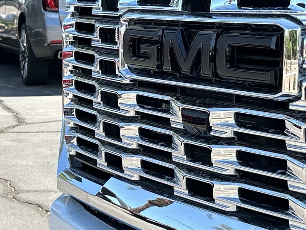 New 2026 GMC Sierra 2500 Denali w/ Technology Package AWD/4WD image 30