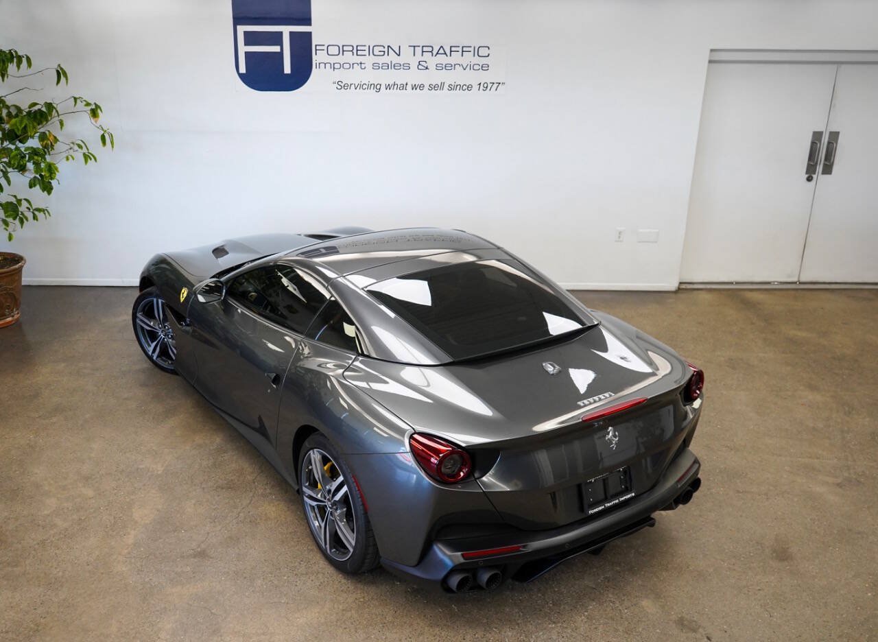Used 2019 Ferrari Portofino RWD image 32