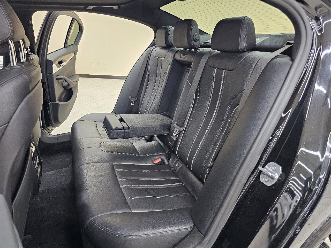 Used 2018 BMW 530i image 26