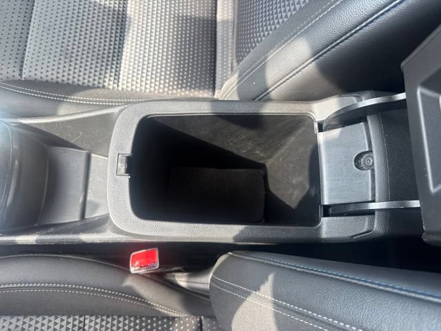 Used 2025 Chevrolet Trax LT FWD image 25