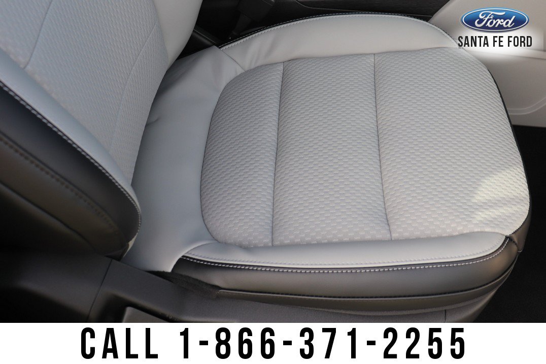 New 2023 Ford Escape SE image 49