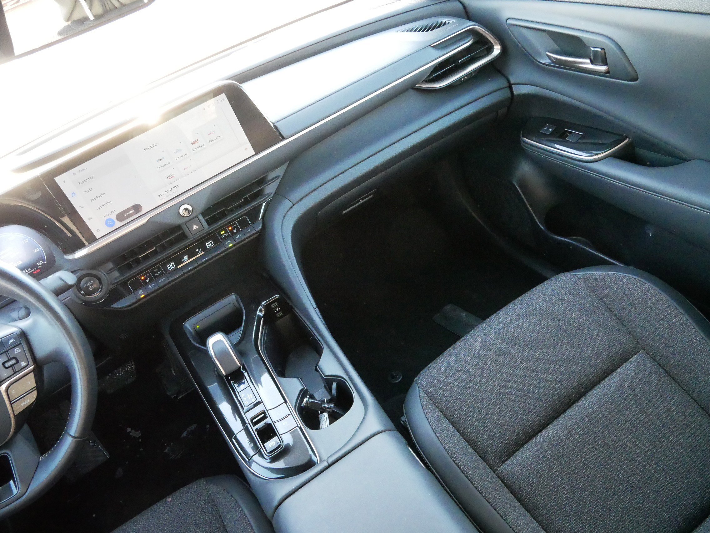 Used 2024 Toyota Crown XLE image 11