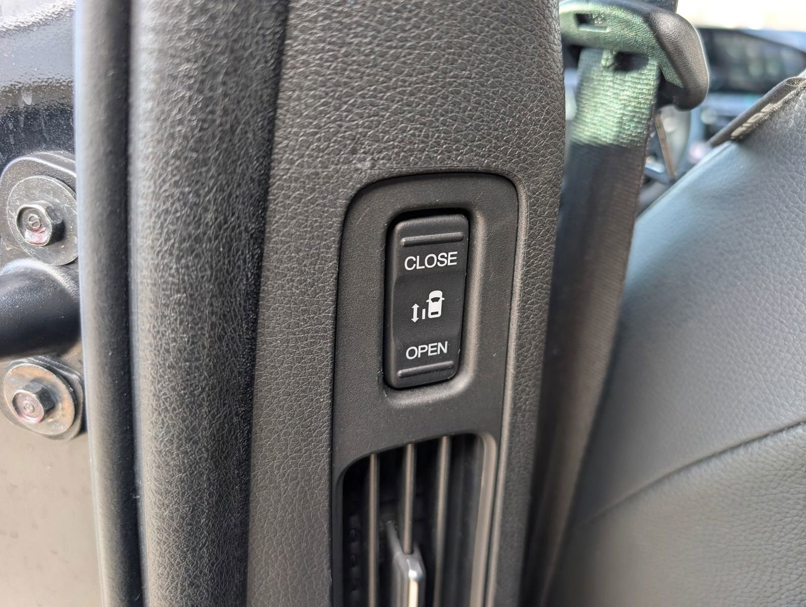 Used 2024 Honda Odyssey EX-L image 27