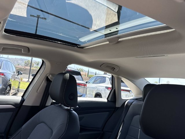 New 2026 Volkswagen Jetta SE FWD image 10