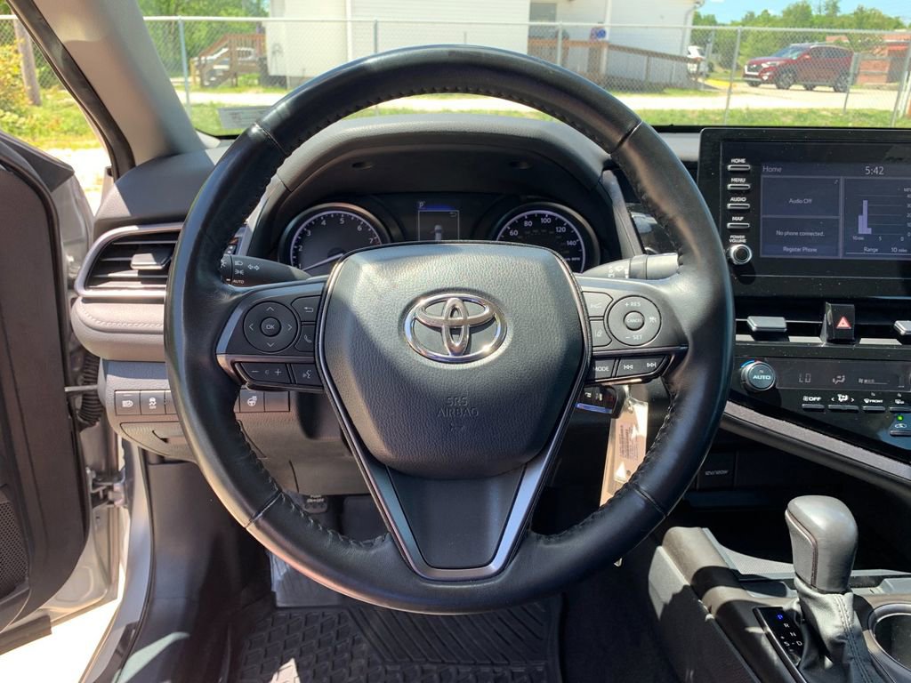 Used 2023 Toyota Camry SE FWD image 27