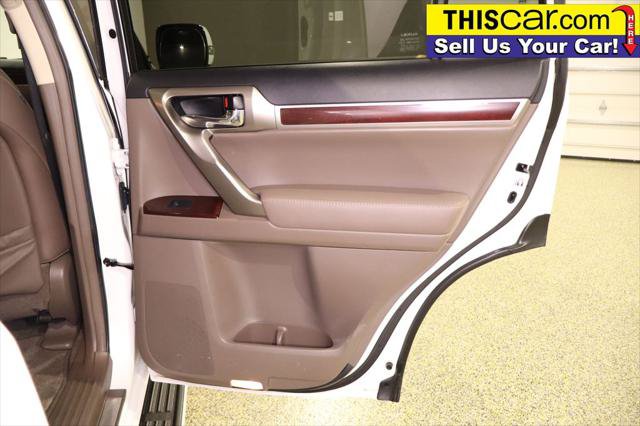 Used 2014 Lexus GX 460 w/ Premium Package AWD/4WD image 37