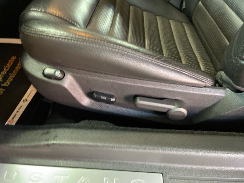 Used 2008 Ford Mustang GT Premium RWD image 25