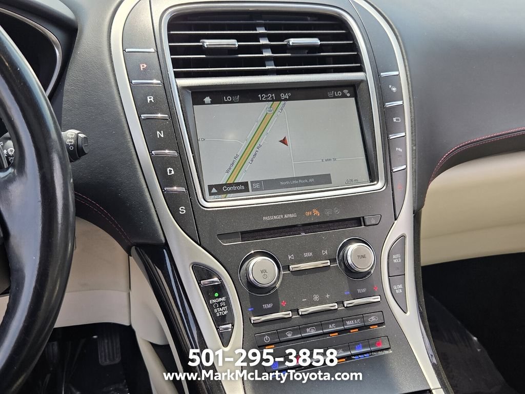 Used 2017 Lincoln MKX Black Label w/ Driver Assistance Package FWD image 18