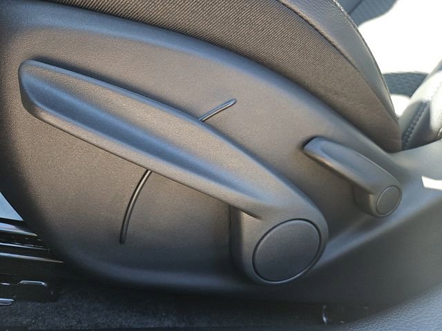 New 2026 Jeep Compass Latitude image 14