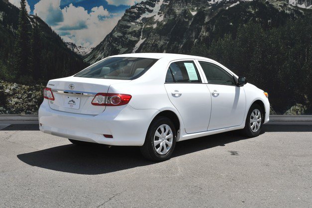 Used 2011 Toyota Corolla FWD image 3
