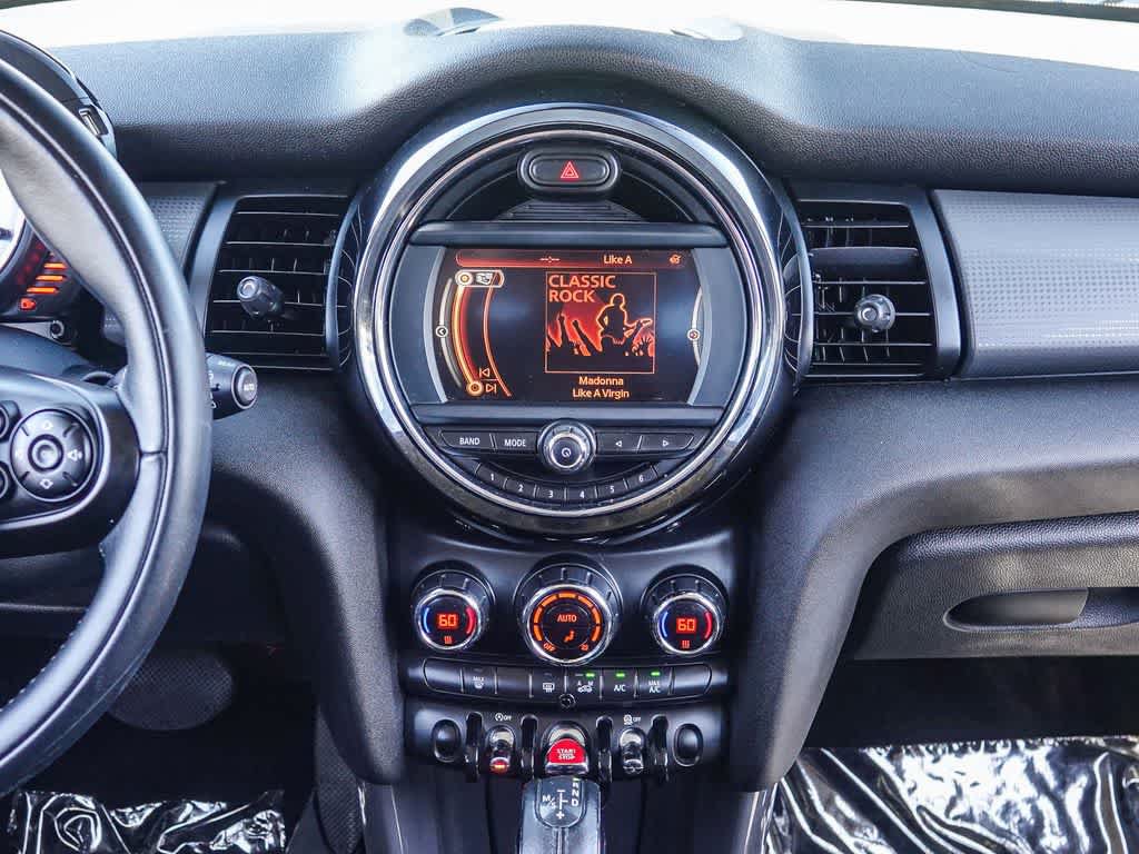 Used 2015 MINI Cooper 4-Door Hardtop FWD image 12