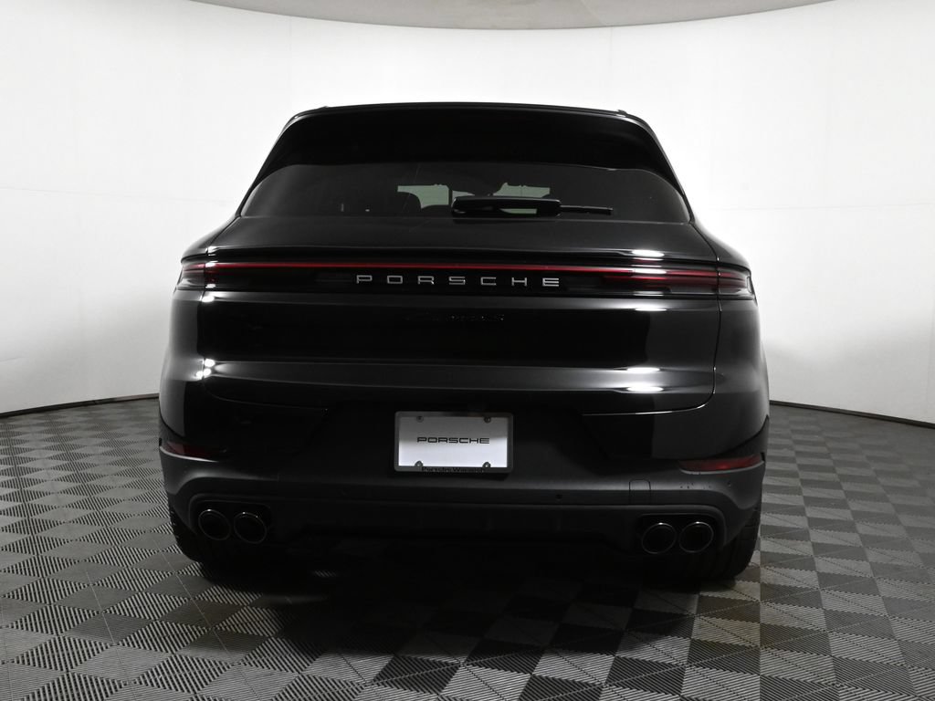 Used 2026 Porsche Cayenne S AWD/4WD image 6