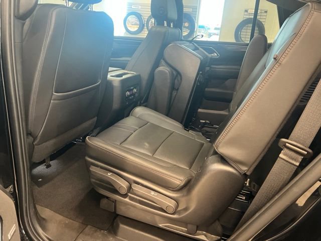 Used 2022 Chevrolet Tahoe RST w/ Luxury Package AWD/4WD image 33