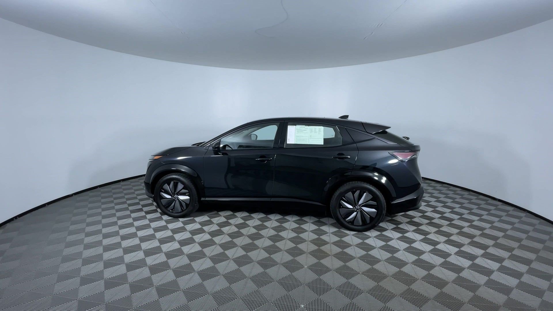 Certified 2024 Nissan Ariya AWD image 6