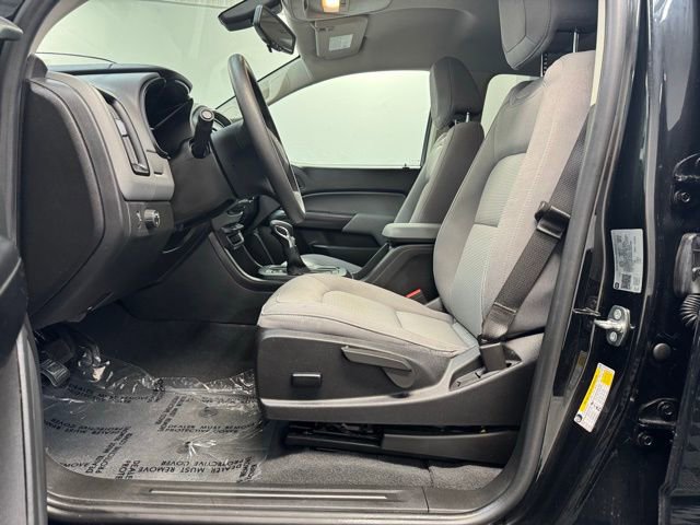Used 2022 Chevrolet Colorado W/T RWD image 12
