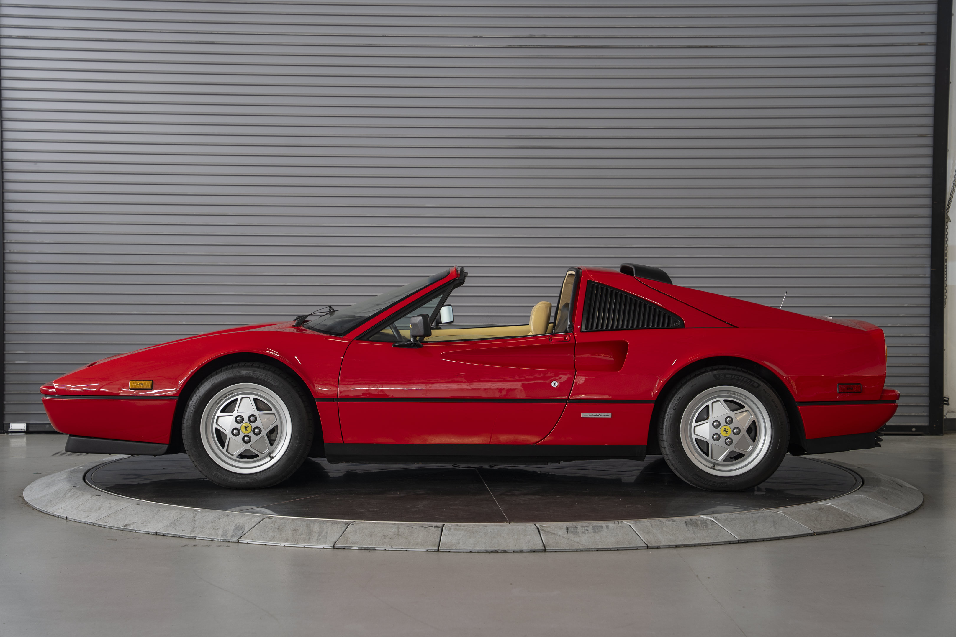 Used 1988 Ferrari 328 GTS RWD image 2