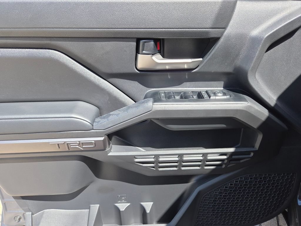 Used 2026 Toyota Tacoma TRD Sport AWD/4WD image 26