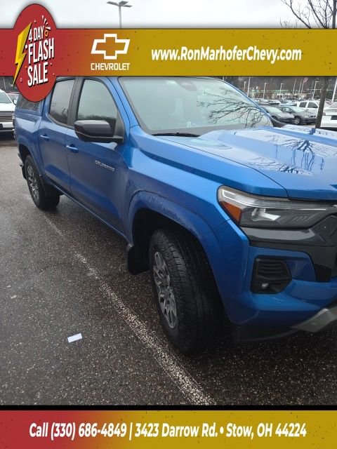 Used 2023 Chevrolet Colorado Z71 w/ Z71 Convenience Package 2