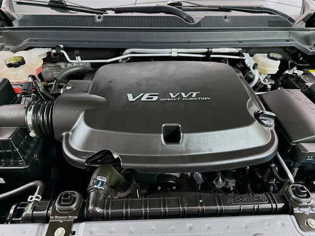 Used 2022 Chevrolet Colorado W/T w/ Custom Special Edition image 30