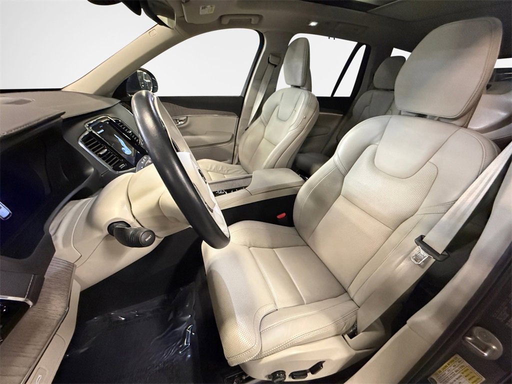 Used 2024 Volvo XC90 B6 Ultimate image 12