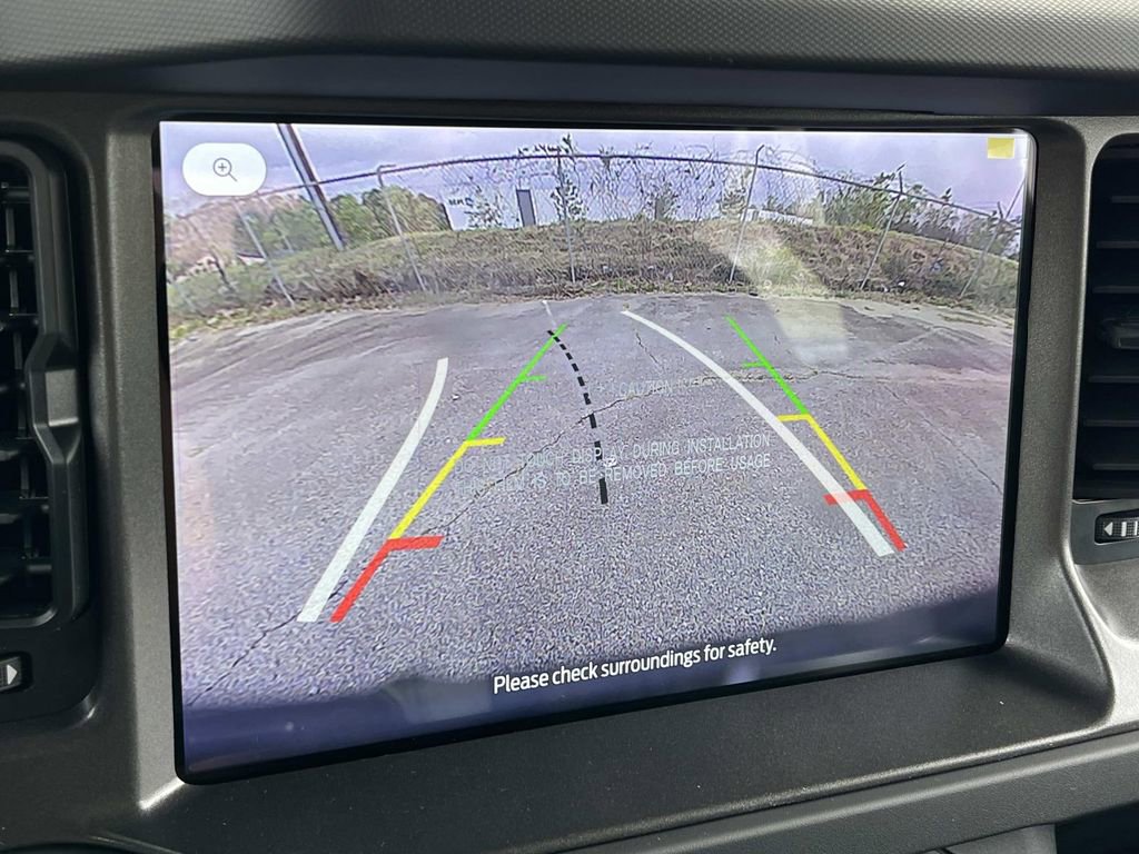 New 2025 Ford Bronco 4-Door image 9