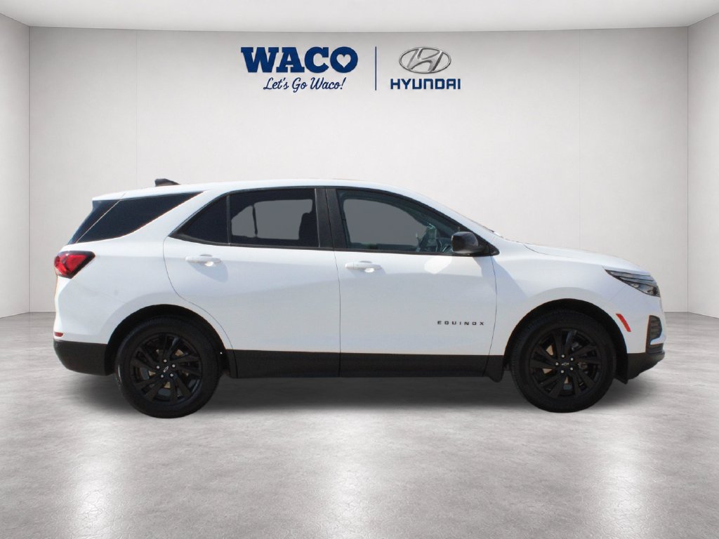 Used 2023 Chevrolet Equinox LS w/ LS Convenience Package FWD image 9