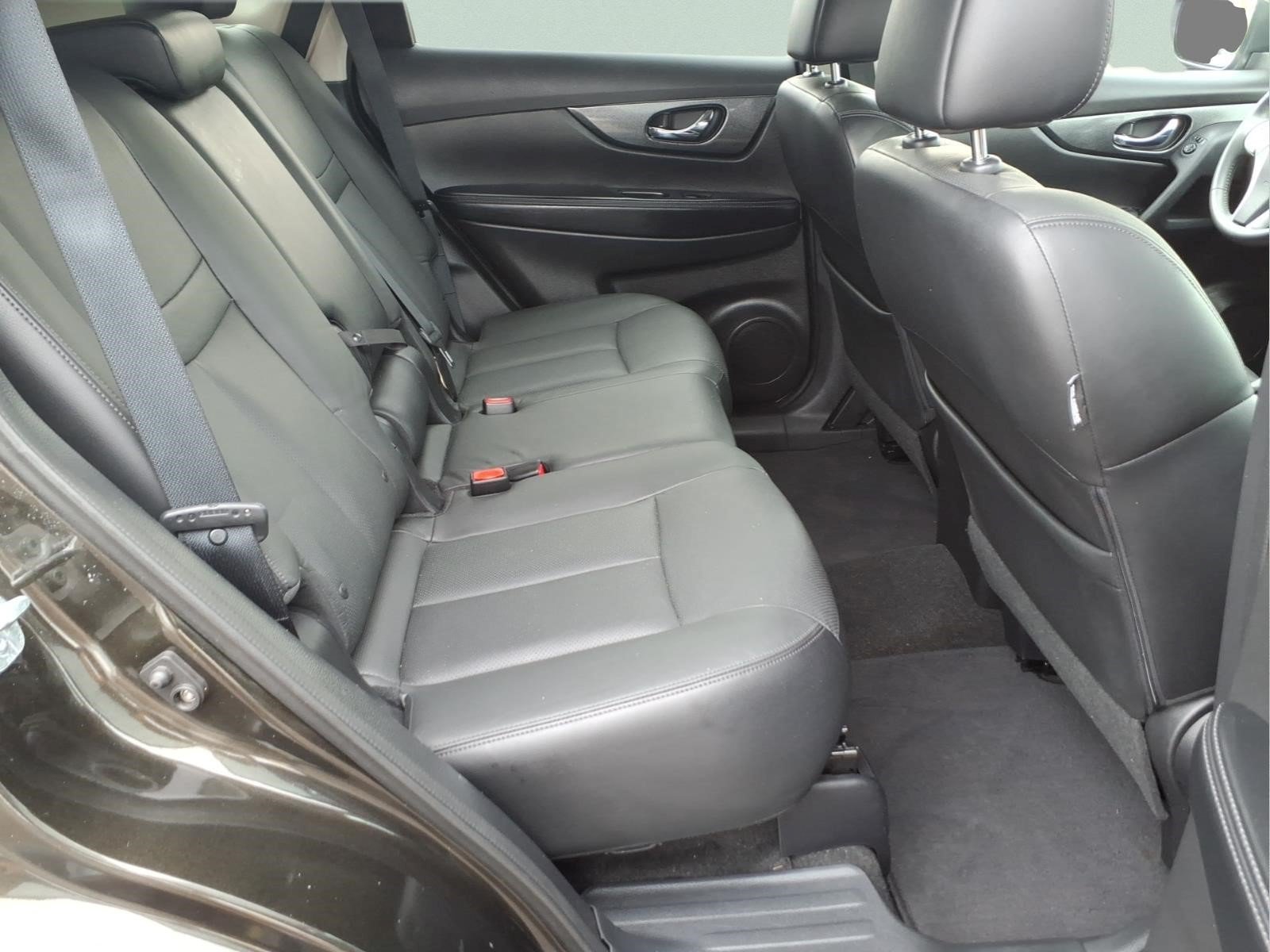 Used 2014 Nissan Rogue SL AWD/4WD image 25