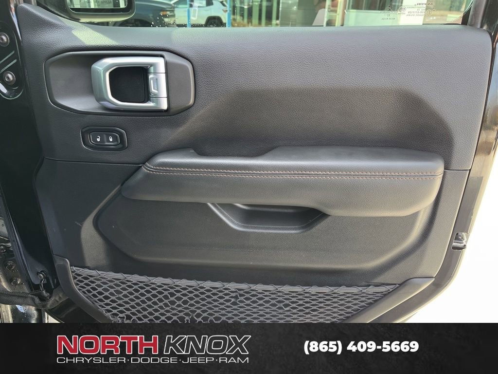 Used 2023 Jeep Wrangler Rubicon 392 w/ Trailer Tow Package image 27