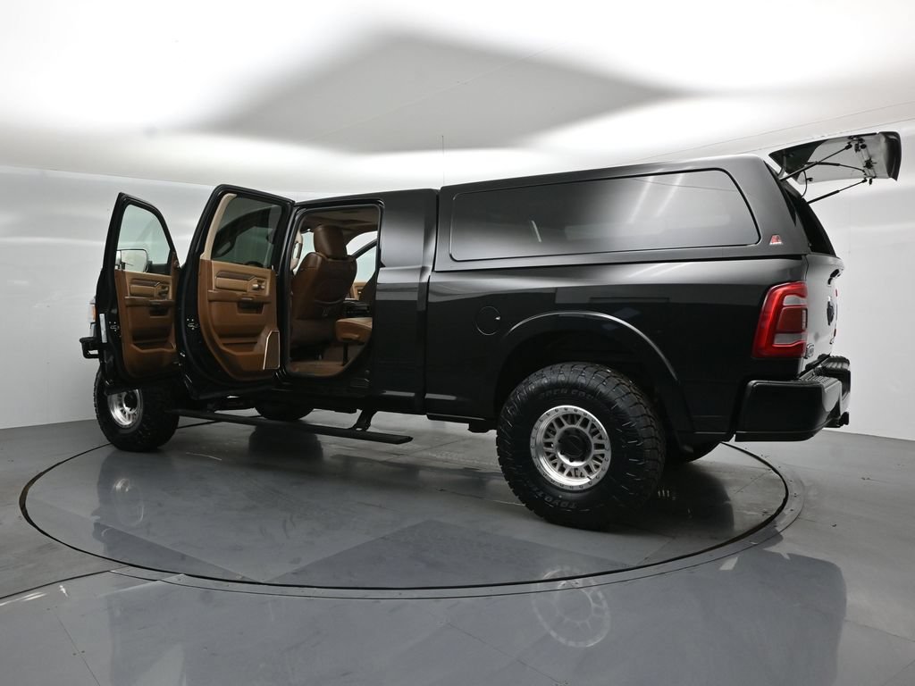 Used 2022 RAM 2500 Limited AWD/4WD image 36