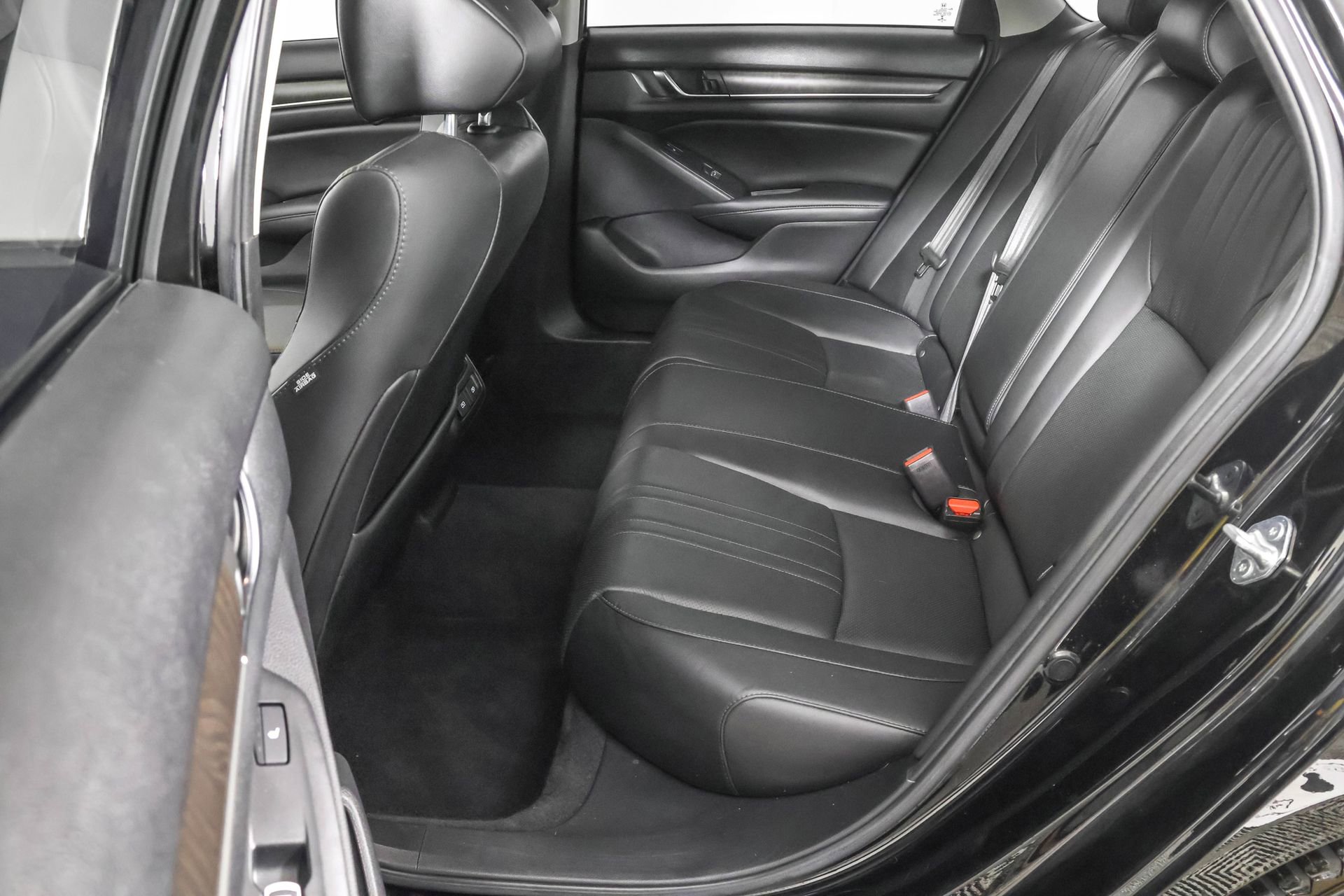 Used 2021 Honda Accord Touring image 36