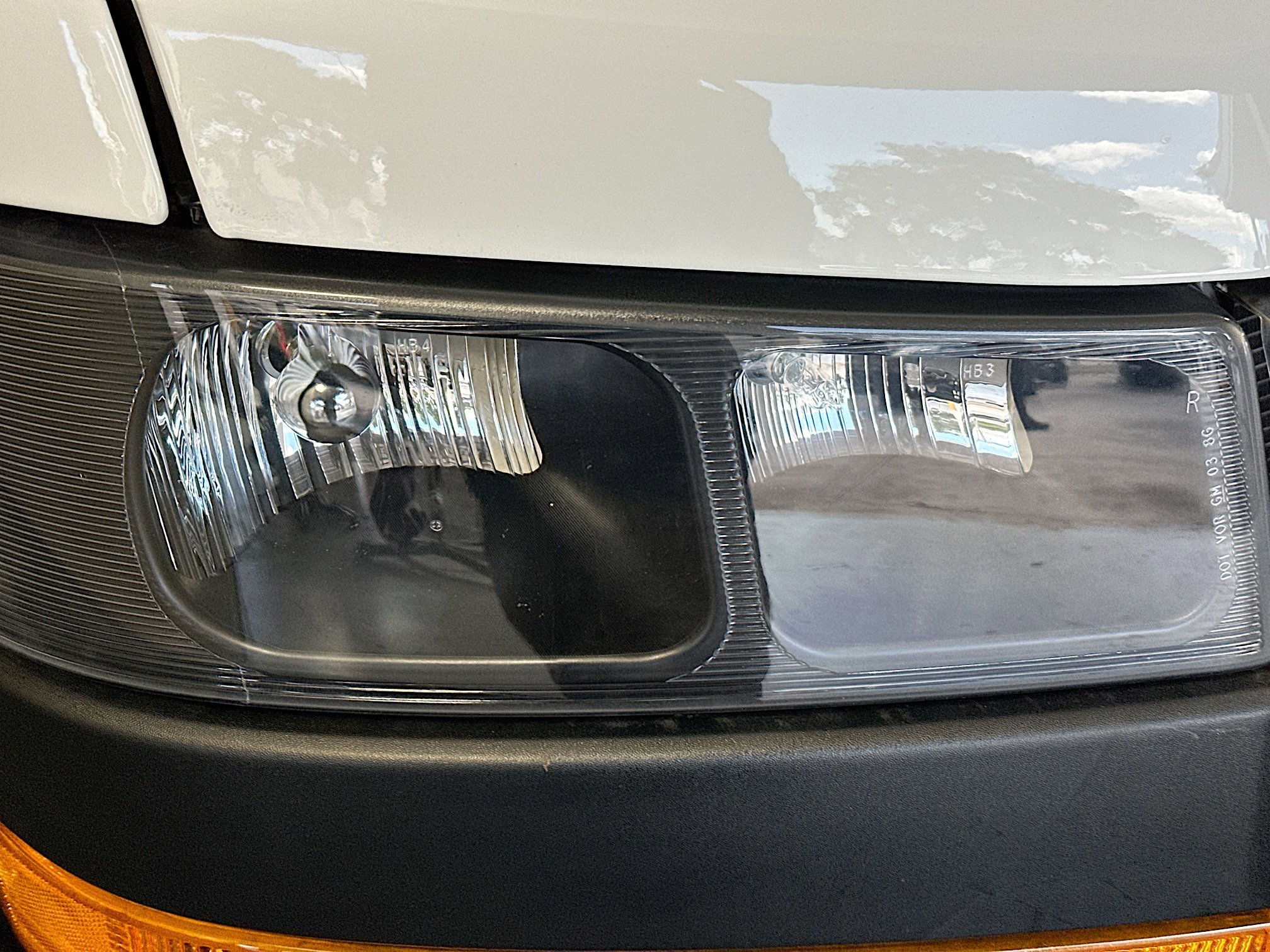 Used 2024 GMC Savana 2500 Work Van w/ Driver Convenience Package image 9