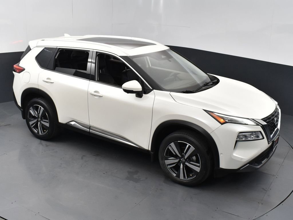 Used 2023 Nissan Rogue SL w/ SL Premium Package image 45