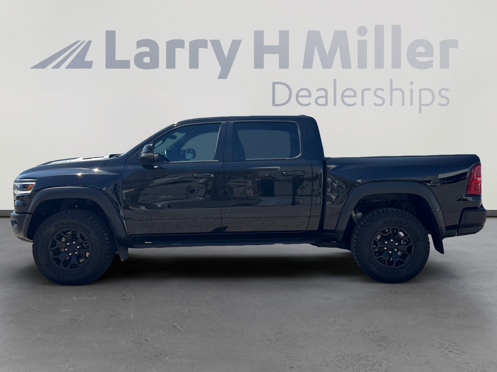 Used 2026 RAM 1500 RHO AWD/4WD image 2