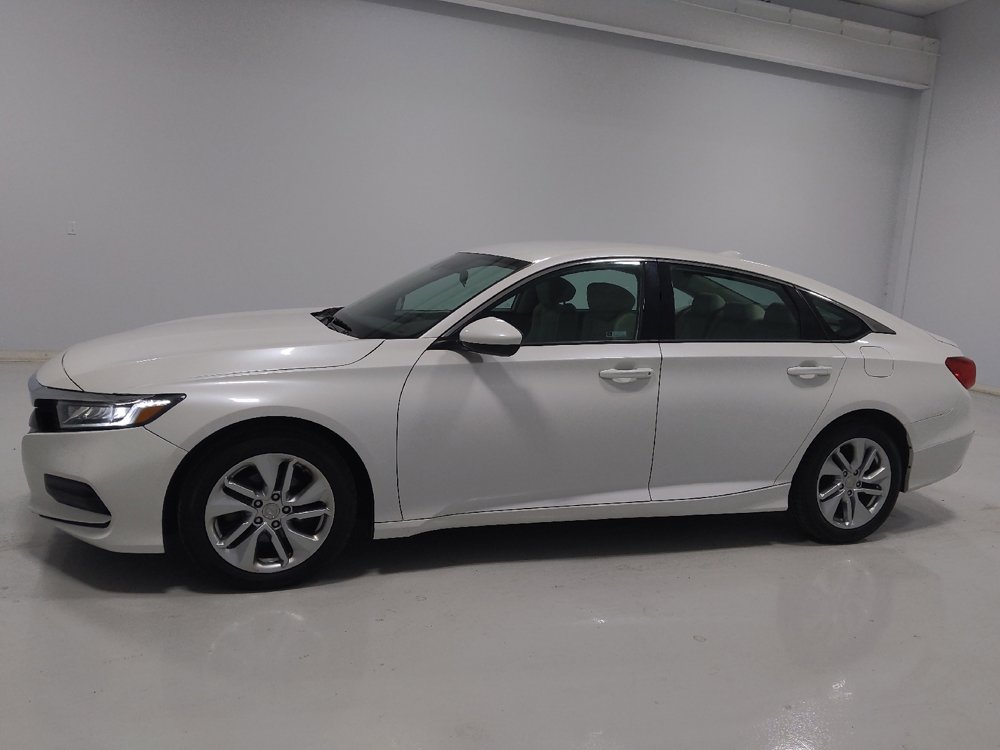 Used 2018 Honda Accord LX image 2