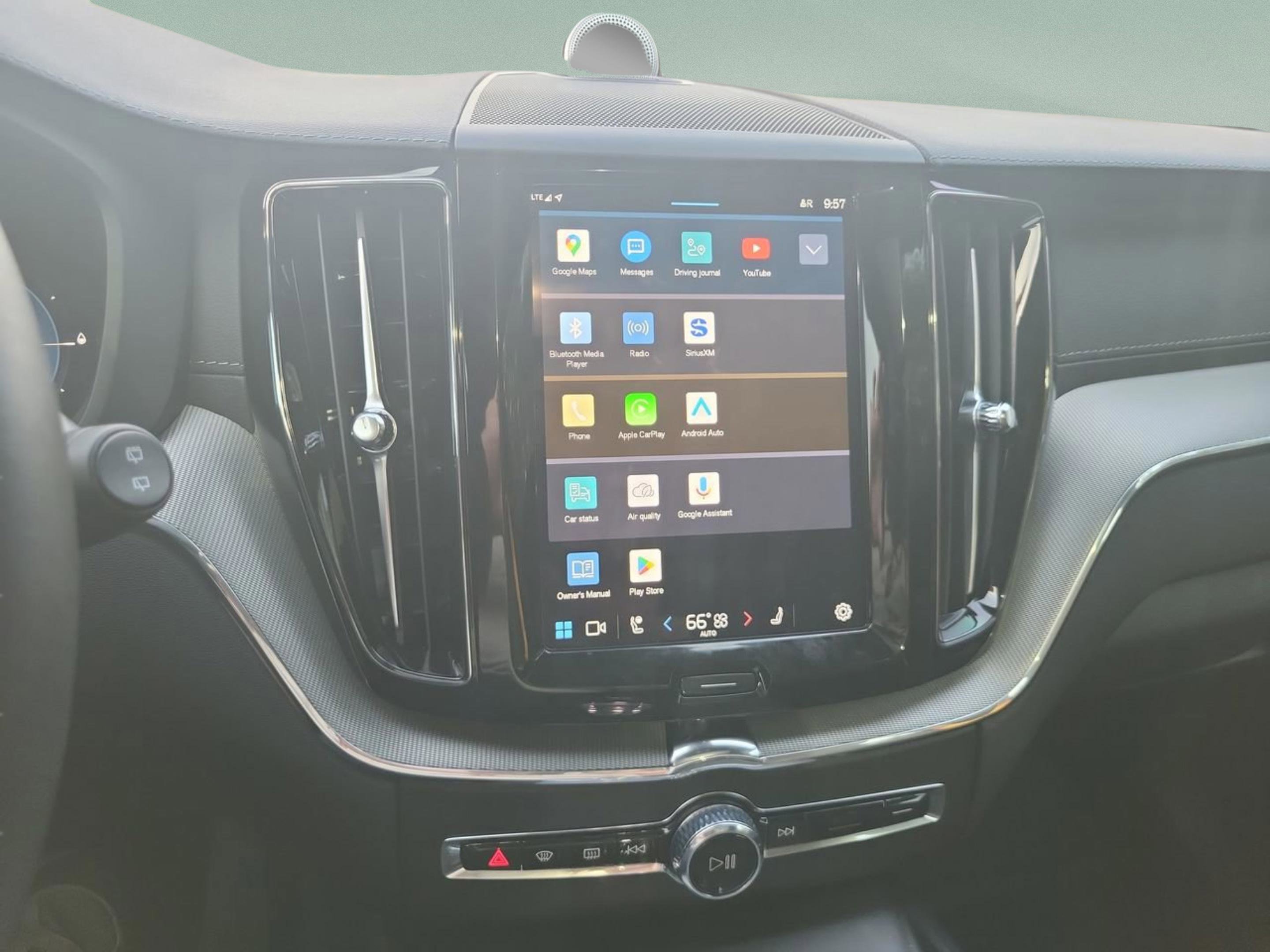 Used 2024 Volvo XC60 T8 Polestar w/ Protection Package Premier image 21