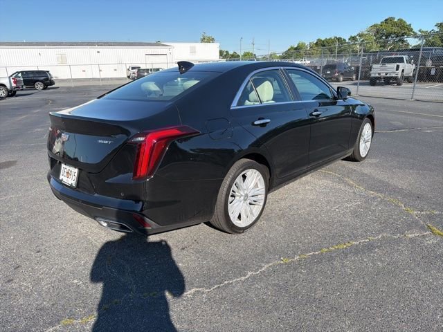 Used 2026 Cadillac CT4 Premium Luxury RWD image 3