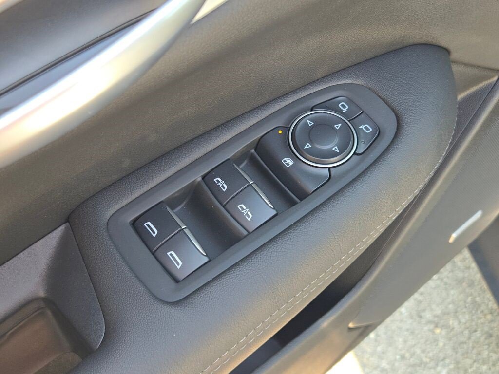 New 2025 Cadillac XT5 Luxury image 26