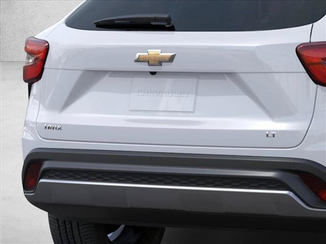 New 2026 Chevrolet Trax LT w/ Driver Confidence Package FWD image 14