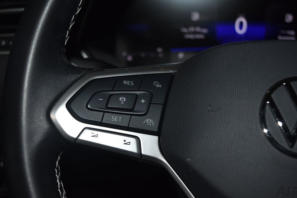 Used 2024 Volkswagen Tiguan S image 7