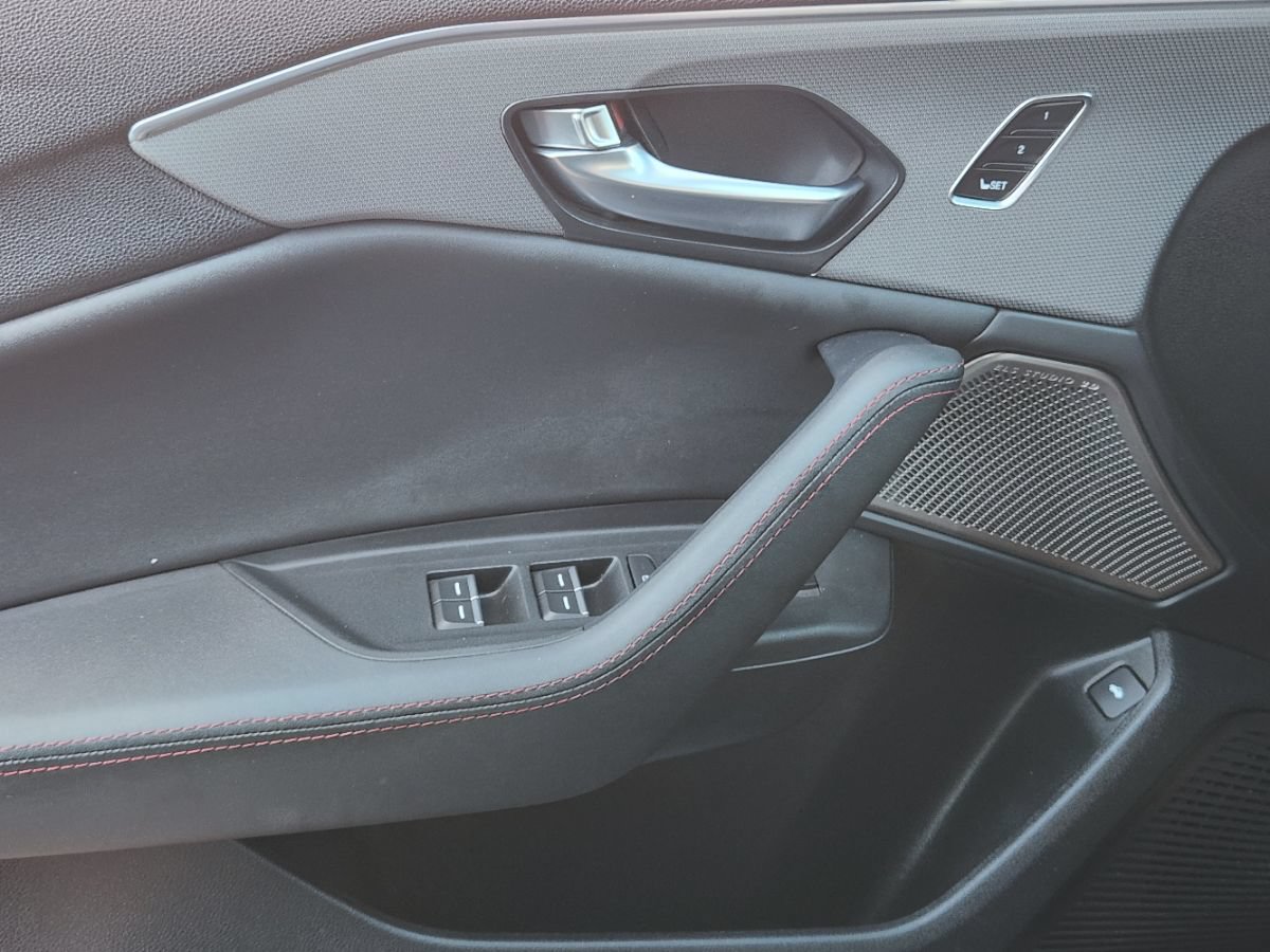 Used 2023 Acura TLX Type S AWD/4WD image 39
