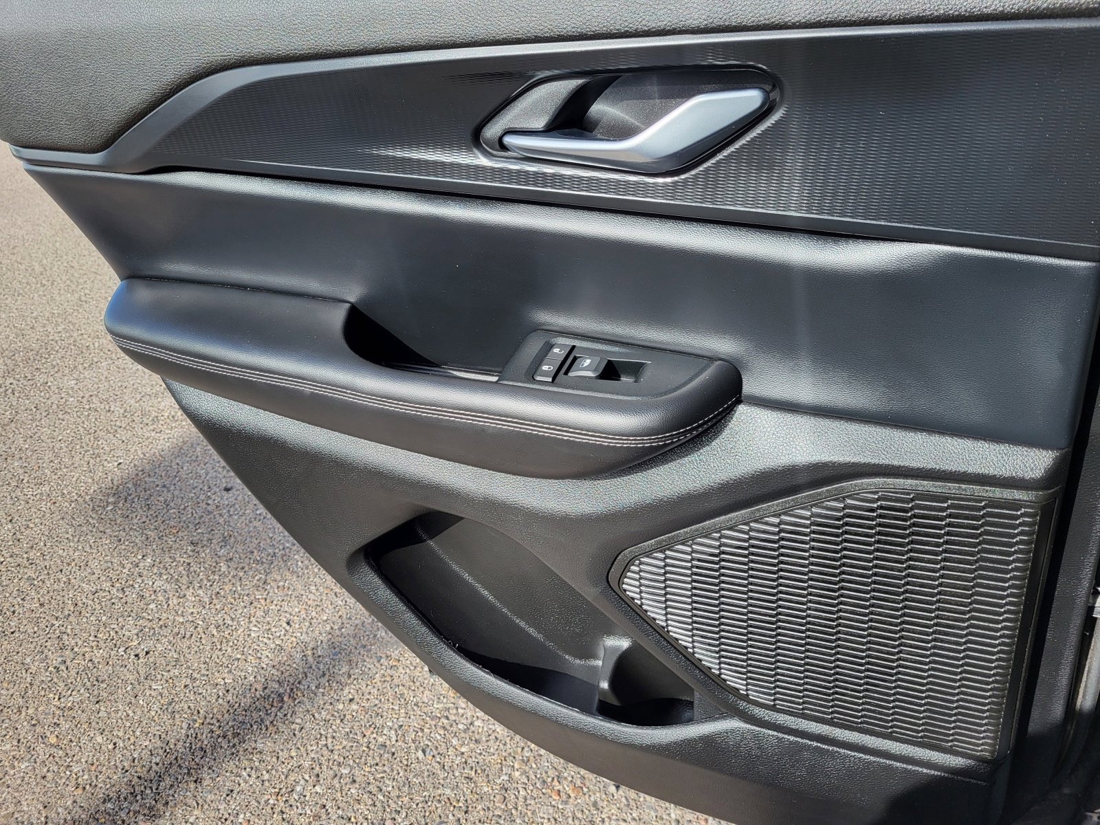 Used 2024 Jeep Grand Cherokee Laredo X w/ Luxury Tech Group I image 19