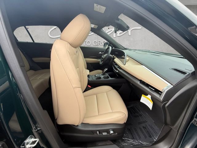 Used 2025 Cadillac XT4 Premium Luxury w/ Cold Weather Package FWD image 24