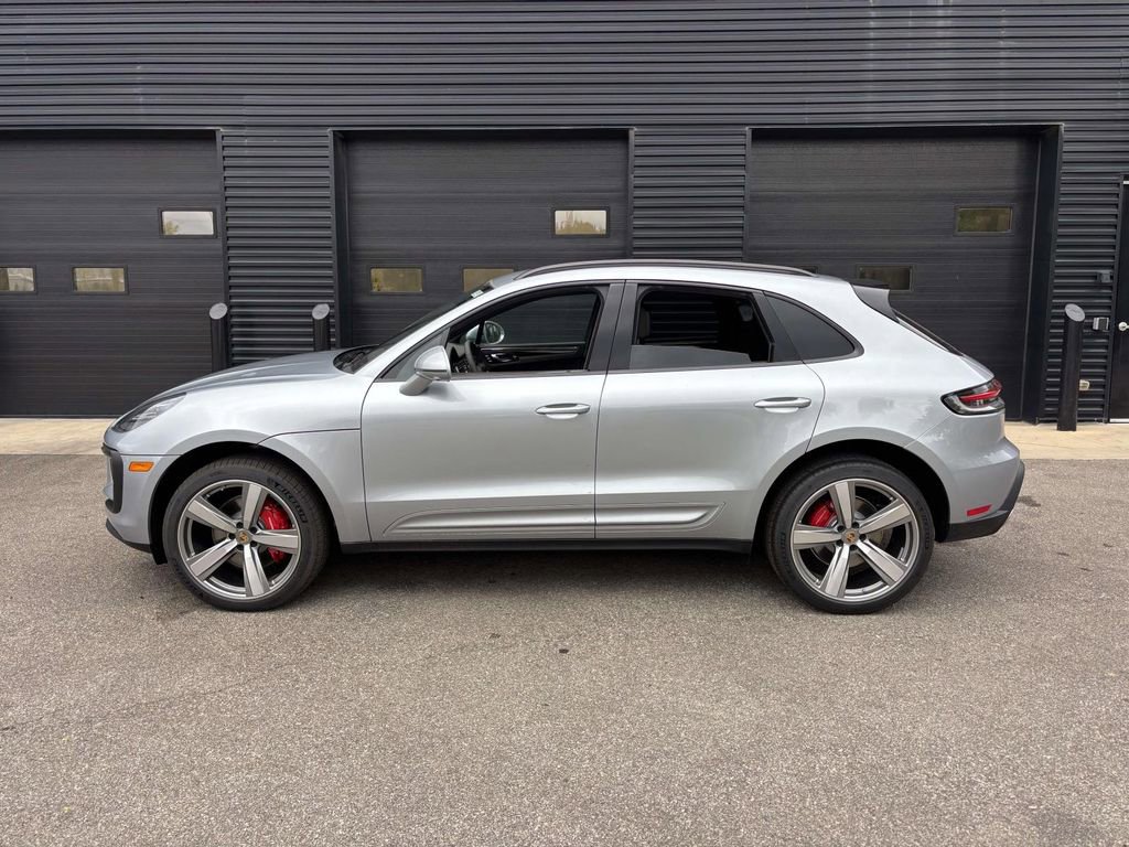 New 2026 Porsche Macan S image 7