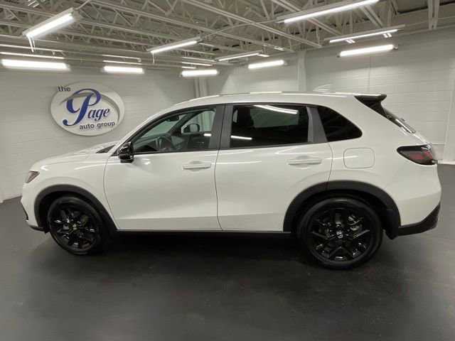 Certified 2025 Honda HR-V Sport image 2