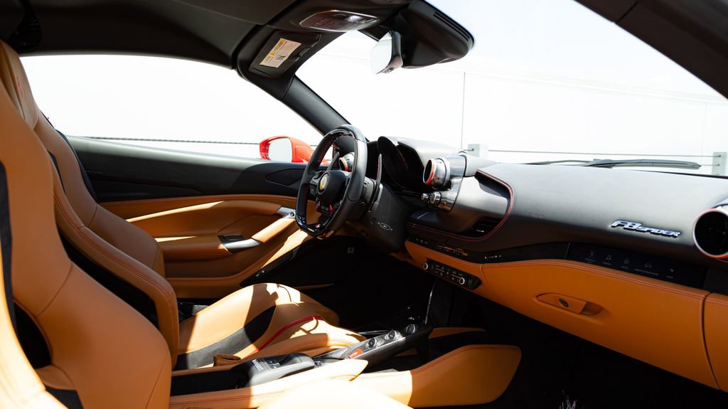 Used 2023 Ferrari F8 Tributo RWD image 32